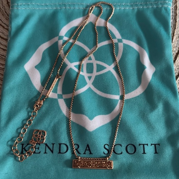Kendra Scott Leanor Necklace in Rose Gold Tone Drusy necklace - Picture 6 of 10